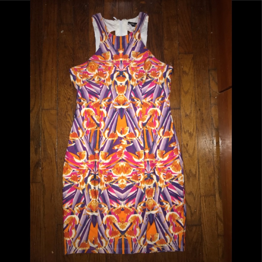 Bebe floral cage racer front zip back bodycon dress sz M